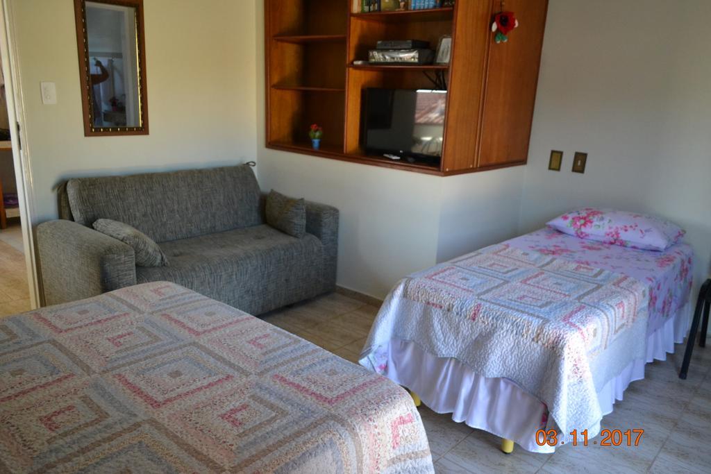 Hospedaria Servos De Maria アパレシーダ エクステリア 写真